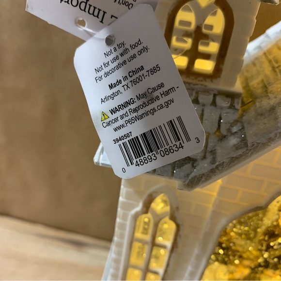 New! Raz Lighted Lantern Snow Globe Glitter Water Church Nativity Religious - Picture 9 of 13